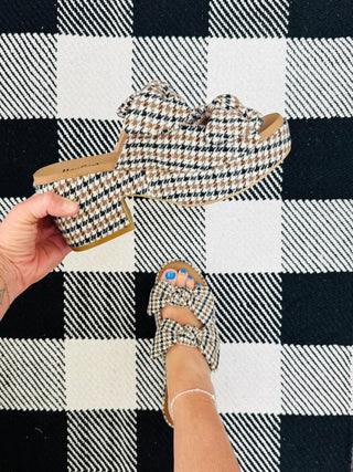 Houndstooth Put a Bow on It