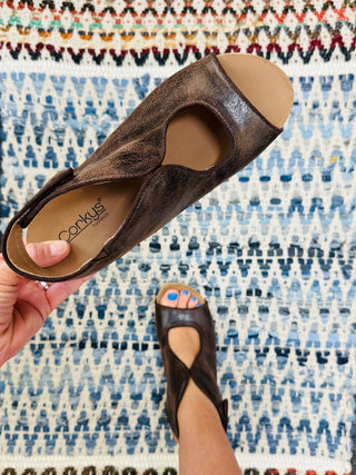 Espresso Frisky Wedge