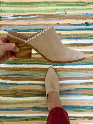 Sand Suede Sizzle