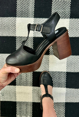 Lubbock MaryJane Platform Clog