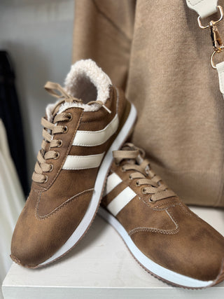 Cognac Jet Lag Sneakers