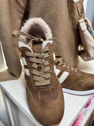 Cognac Jet Lag Sneakers