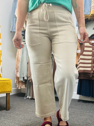 Almond Casual Jeans