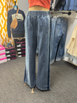 Willow Wide Leg Jeans