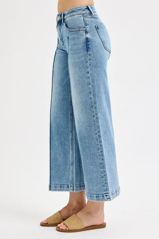 Light Pintuck Jeans