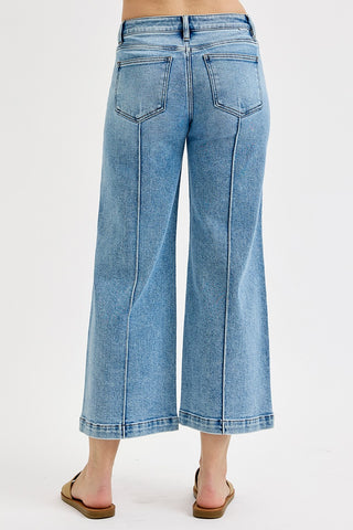 Light Pintuck Jeans