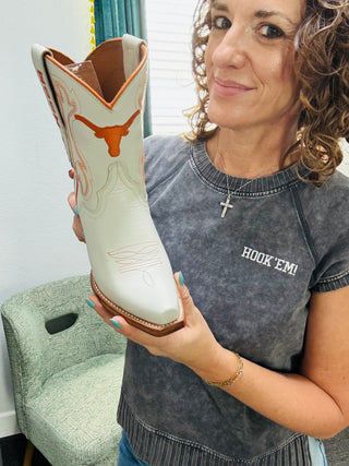 Hook'em Hana Top