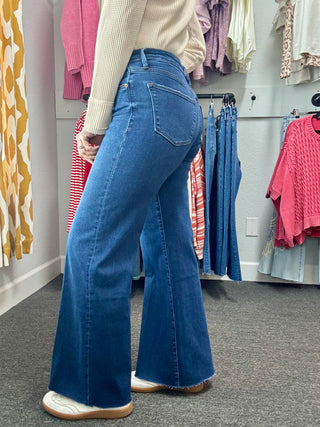 Star Demand Fiona Jenas