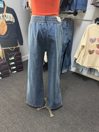 Willow Wide Leg Jeans