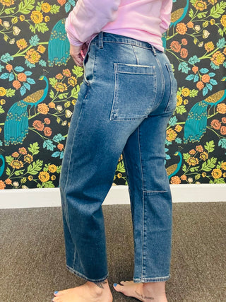 Lasso Barrel Fit Jeans