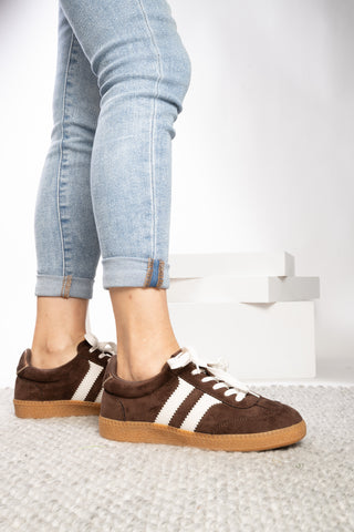 Chocolate Heads Up Sneakers