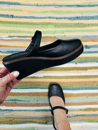 Black Me Time Wedge