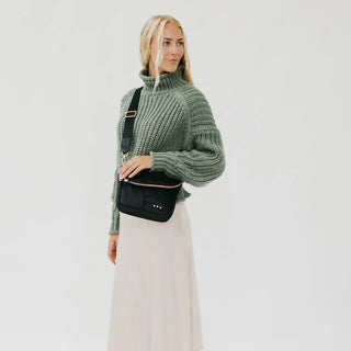 Black Tilly Crossbody